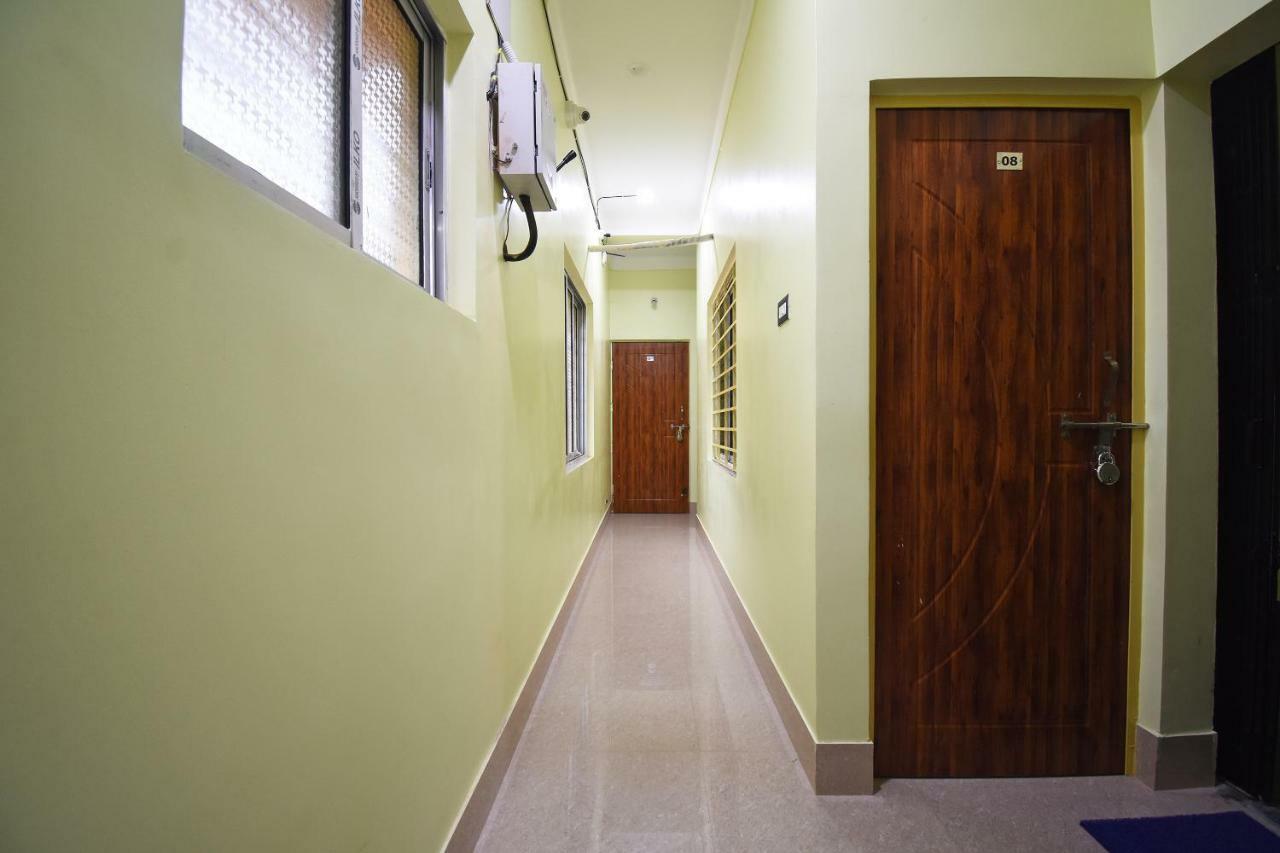 Oyo 43461 Atithya Guest House Sri Niketan Luaran gambar