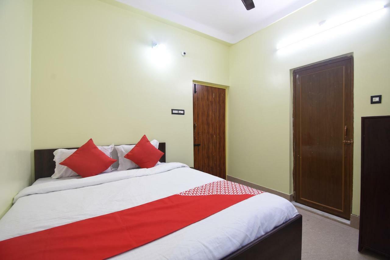 Oyo 43461 Atithya Guest House Sri Niketan Luaran gambar