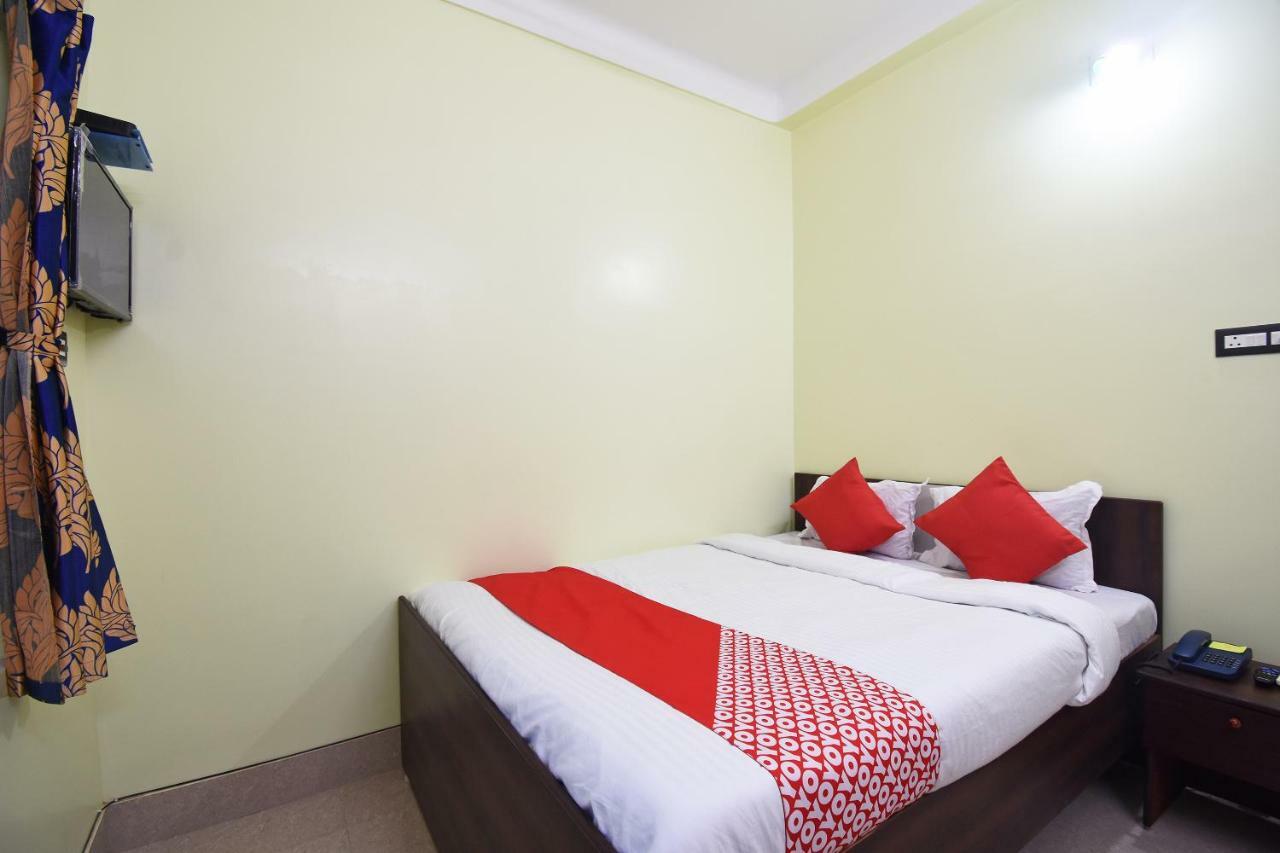 Oyo 43461 Atithya Guest House Sri Niketan Luaran gambar